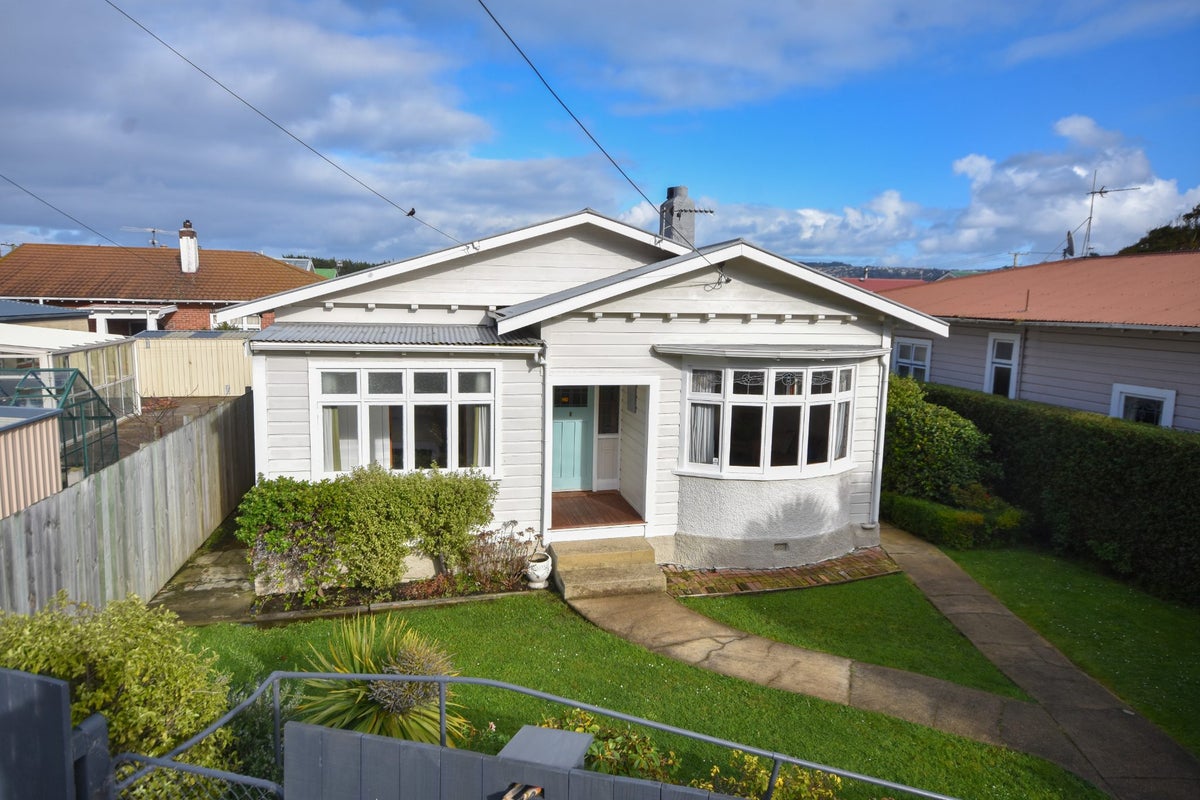 48 Tainui Road, Tainui, Dunedin - Carousel 1