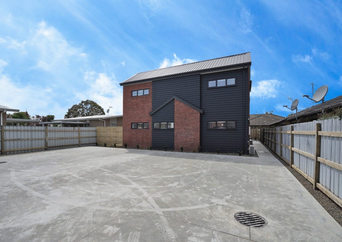 4/27 Campbell Street, Frankton, Hamilton - Carousel 12
