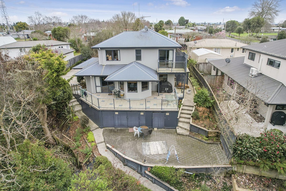 60A Southsea Crescent, Silverdale, Hamilton - Carousel 2