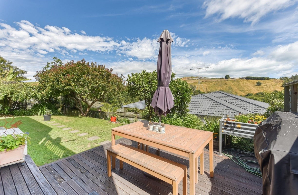 1/12 Flaxmore Place, Bishopdale, Nelson - Carousel 1