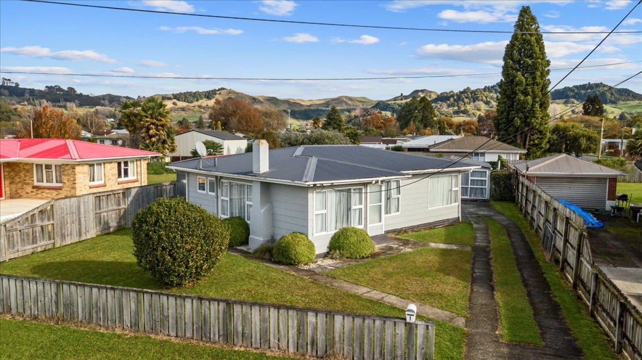 1 Te Kuiti Road, Te Kuiti - Carousel 1