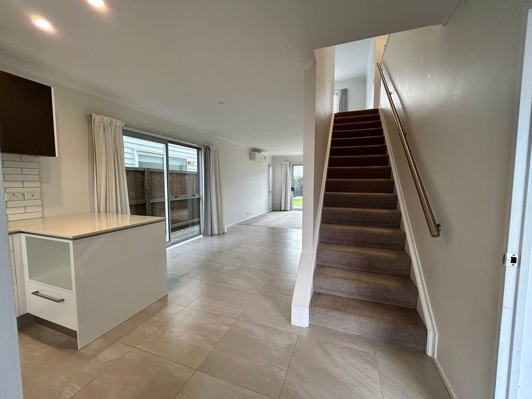 24 Plover Road, Hobsonville, Auckland - Carousel 2