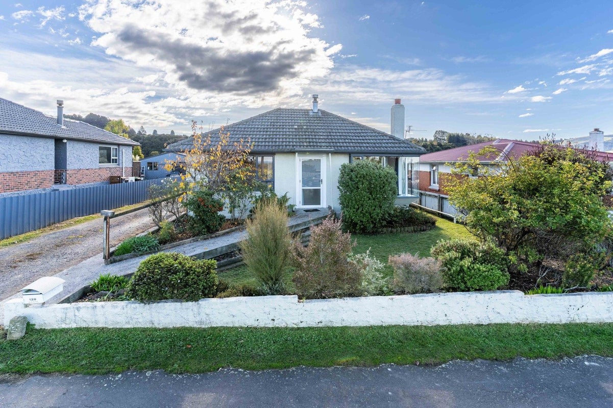 128 Main Road, Fairfield, Dunedin - Carousel 2