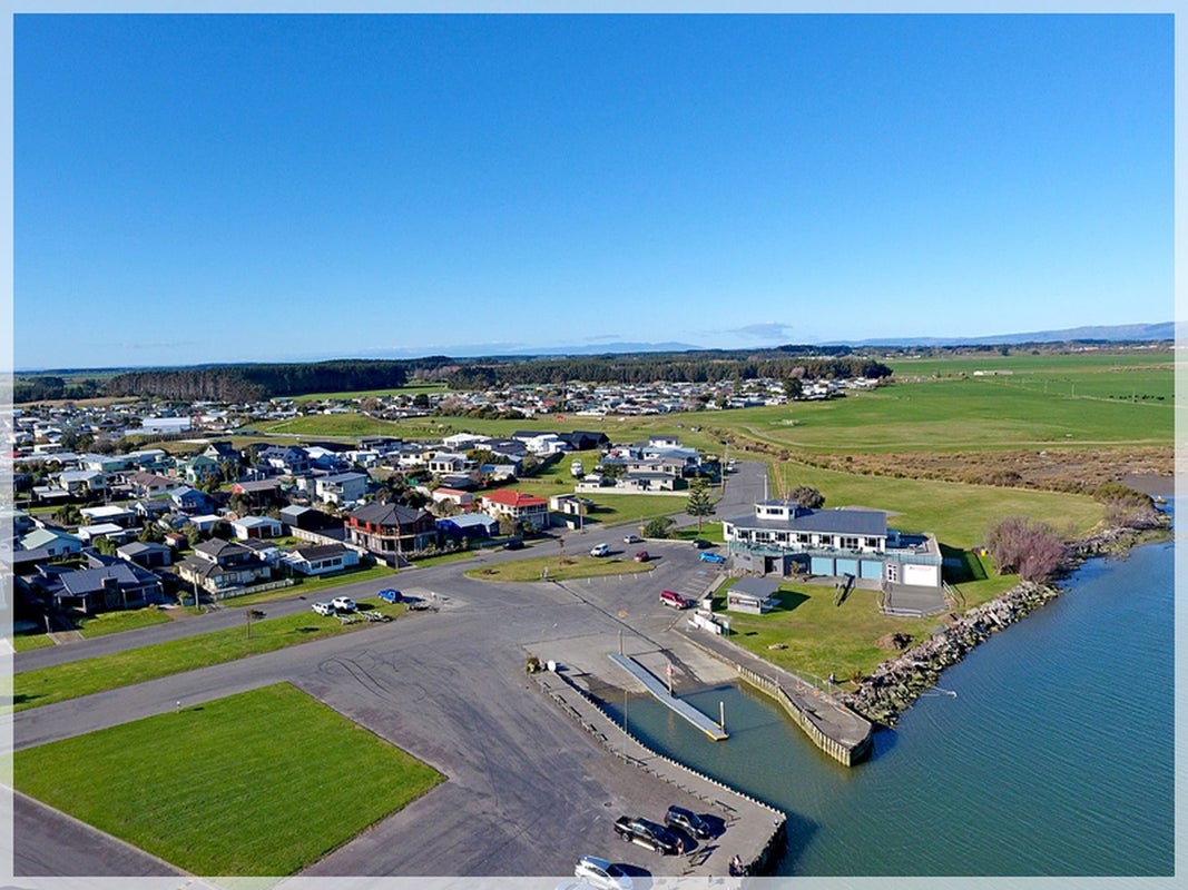 49 Hartley Street, Foxton Beach, Foxton - Carousel 2