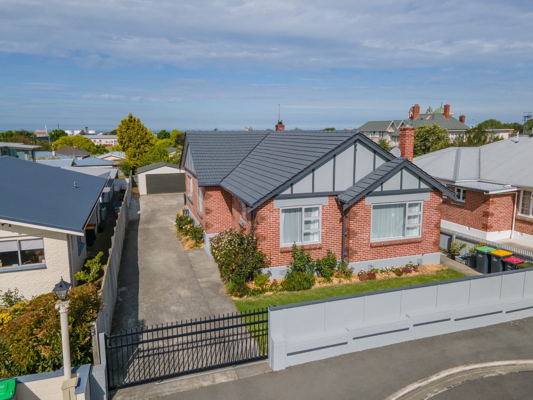 8 Lisava Avenue, Seaview, Timaru - Carousel 1