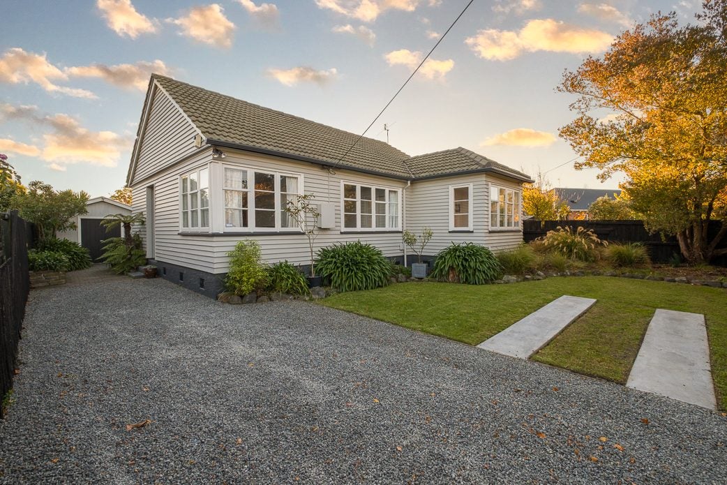 7 Braemar Place, Avonside, Christchurch - Carousel 1