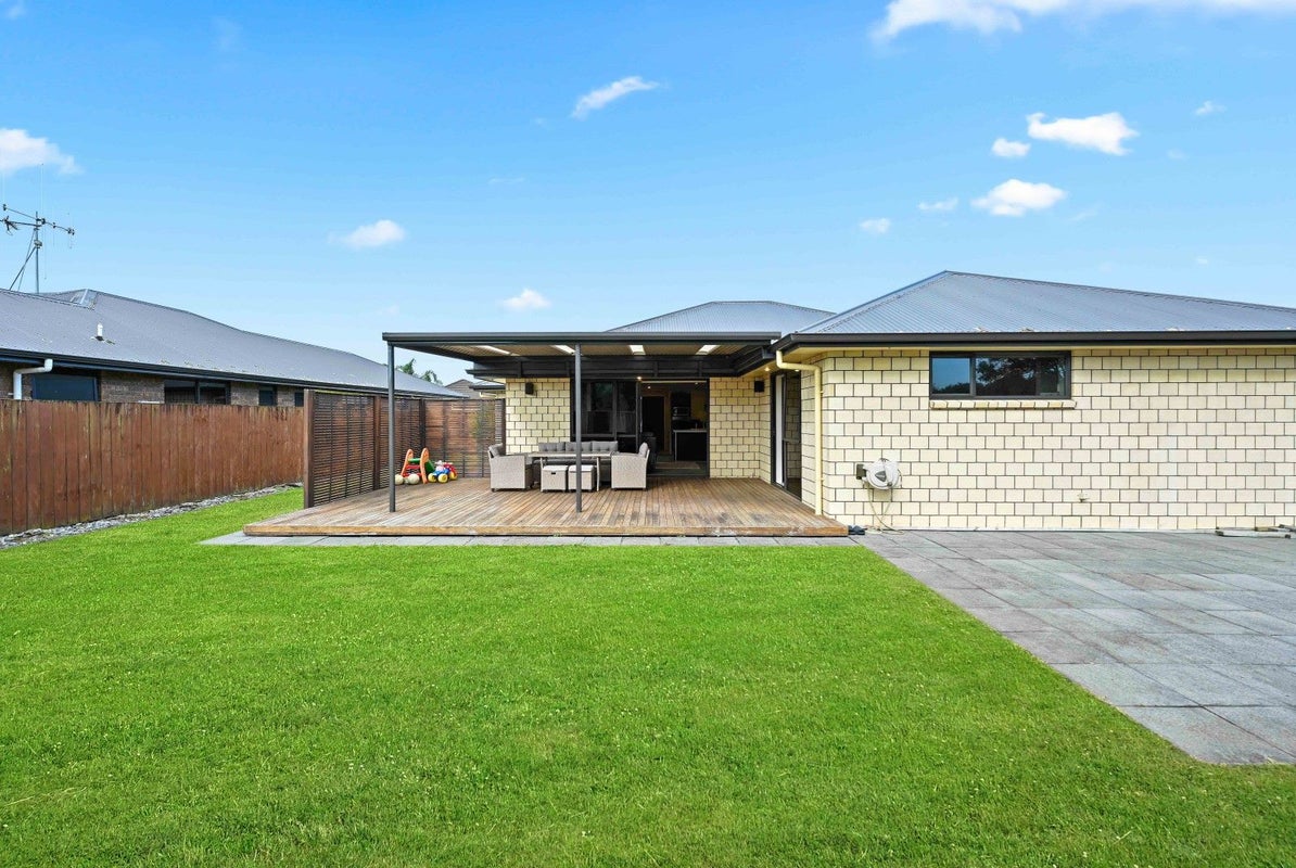 5 Chesham Street, Rototuna North, Hamilton - Carousel 2