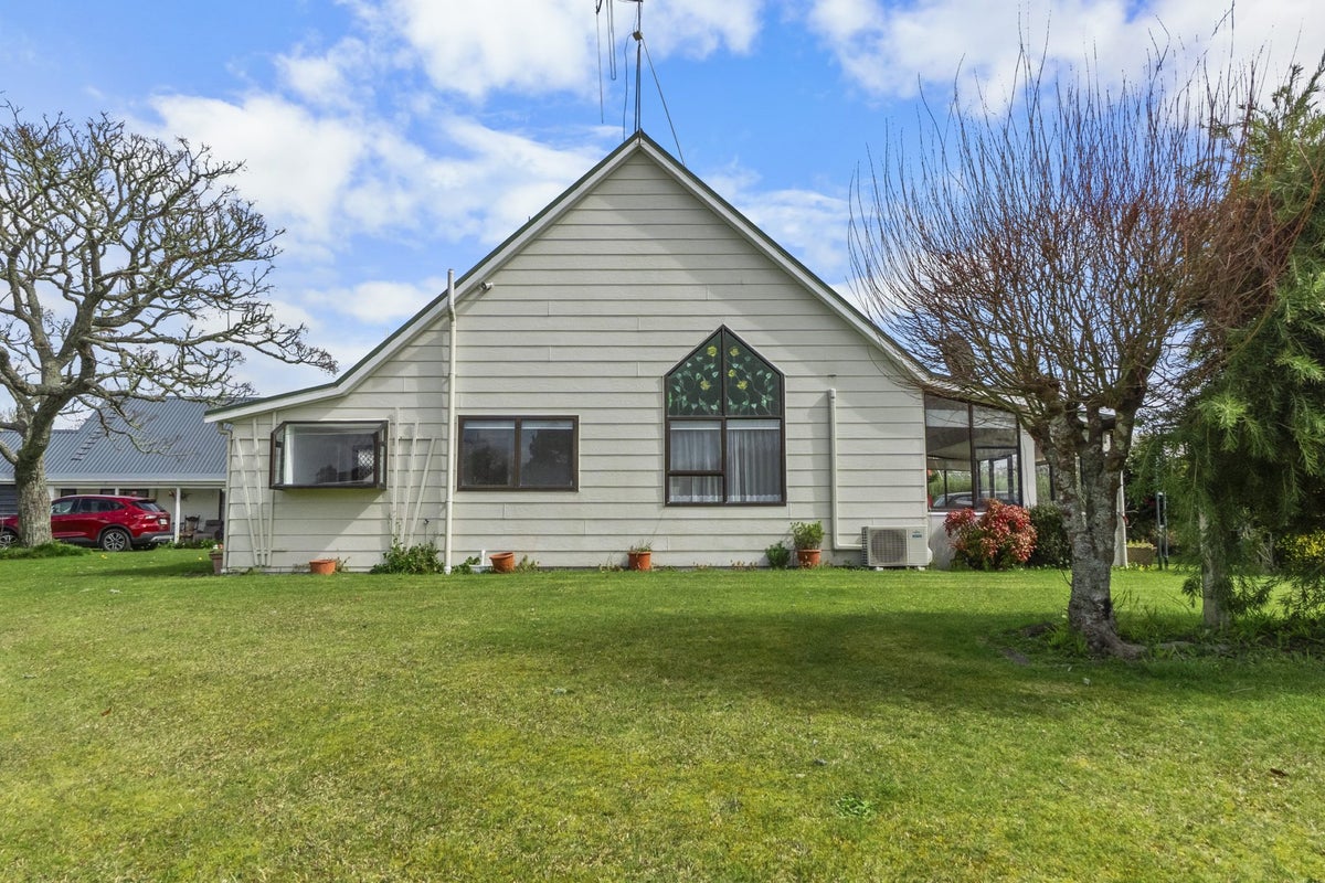 22 Kingfisher Way, Te Kowhai, Hamilton - Carousel 15