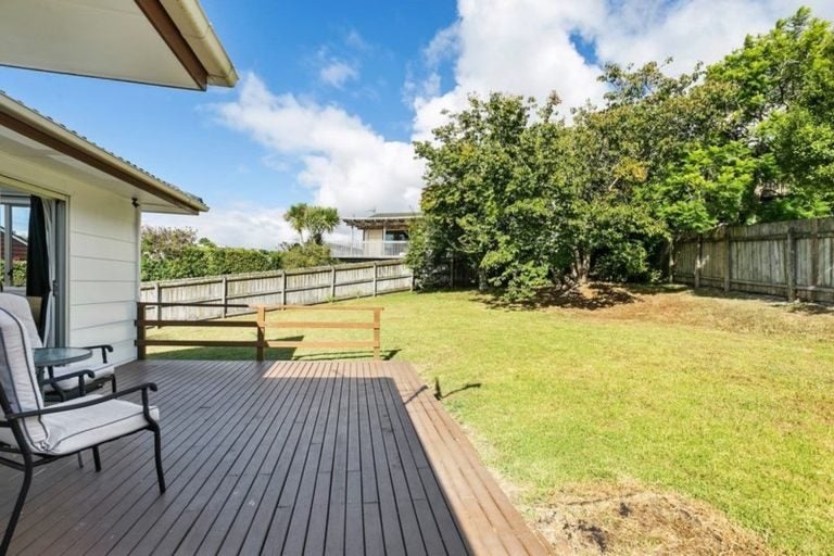 14 Sunburst Lane, Torbay, Auckland - Carousel 4