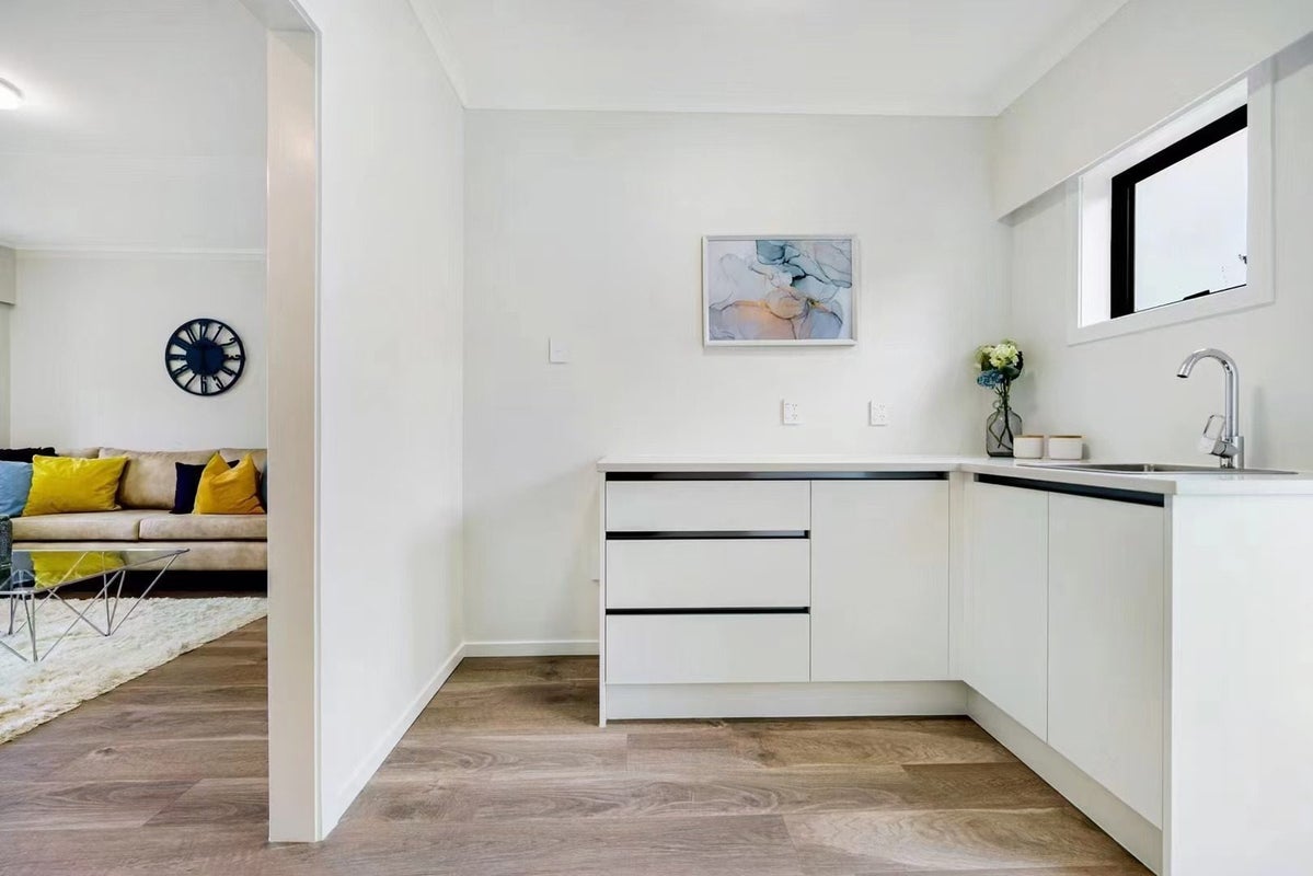 1 Glen Vista Place, Bayview, Auckland - Carousel 8