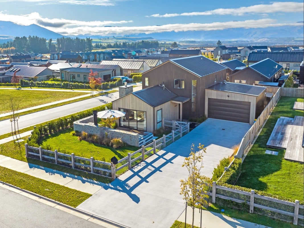 35 Mount Nicholas Avenue, Wanaka - Carousel 23