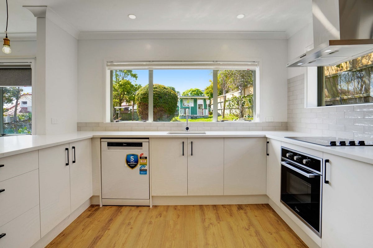 755 Chapel Road, Dannemora, Auckland - Carousel 2