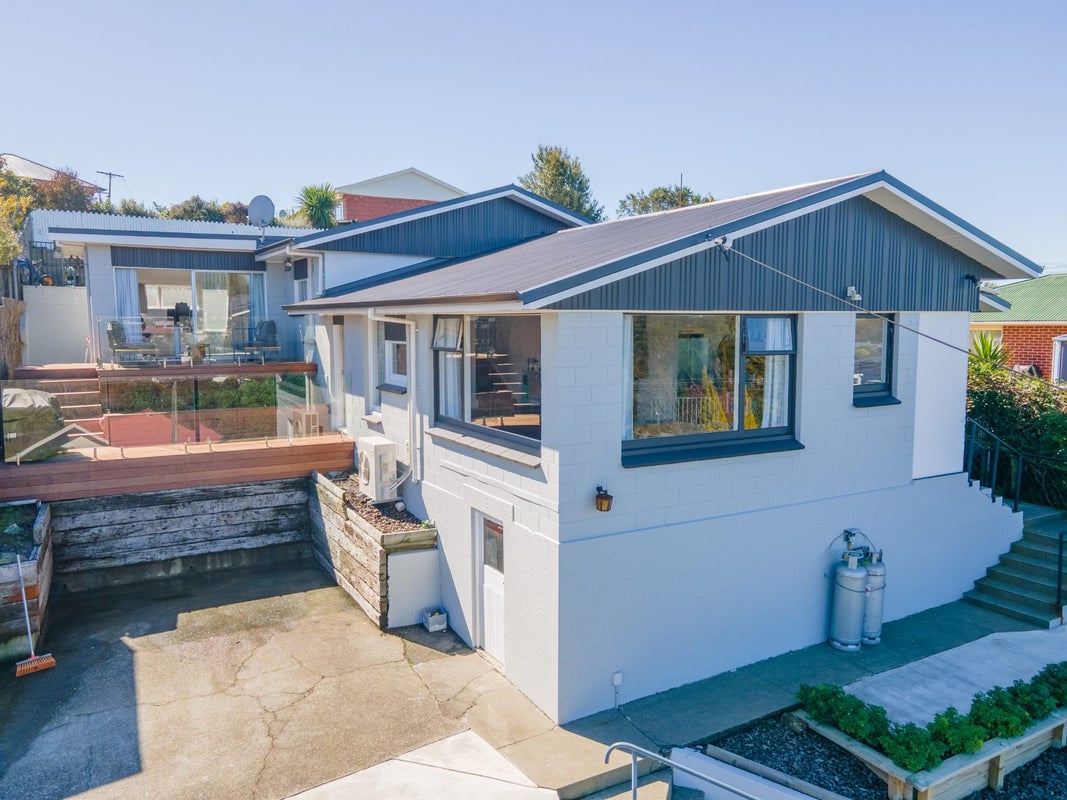 17 Elmsdale Terrace, Marchwiel, Timaru - Carousel 1