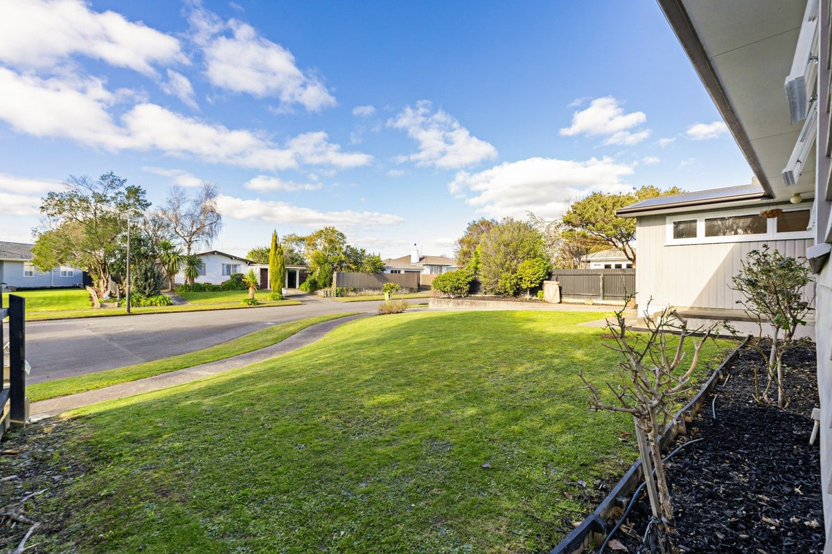 1 Alma Place, Milson, Palmerston North - Carousel 29