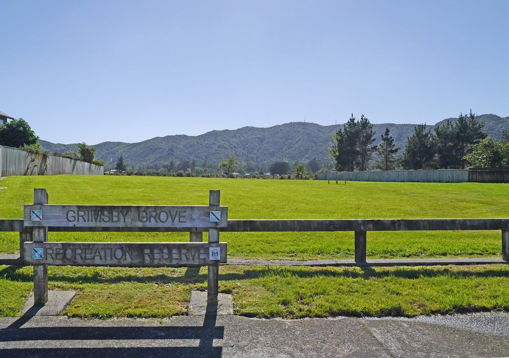 16 Grimsby Grove, Wainuiomata, Lower Hutt - Carousel 15