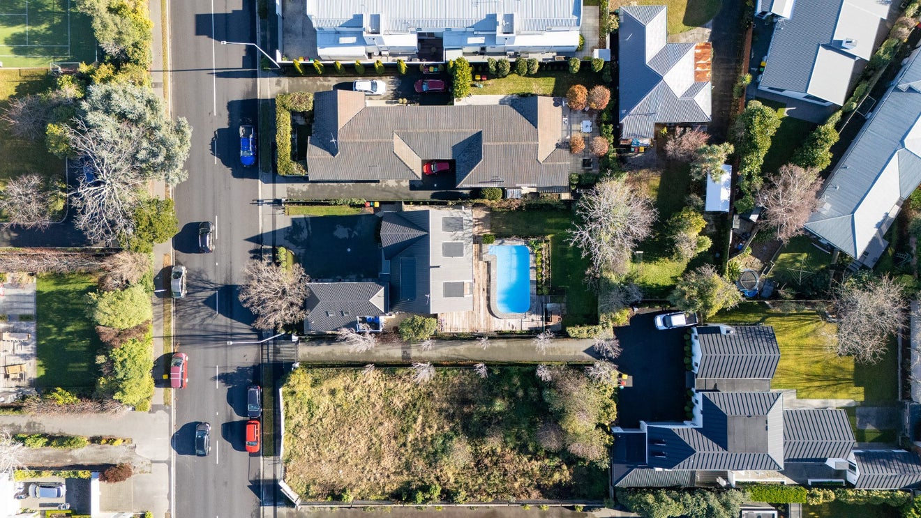 63 Glandovey Road, Fendalton, Christchurch - Carousel 32