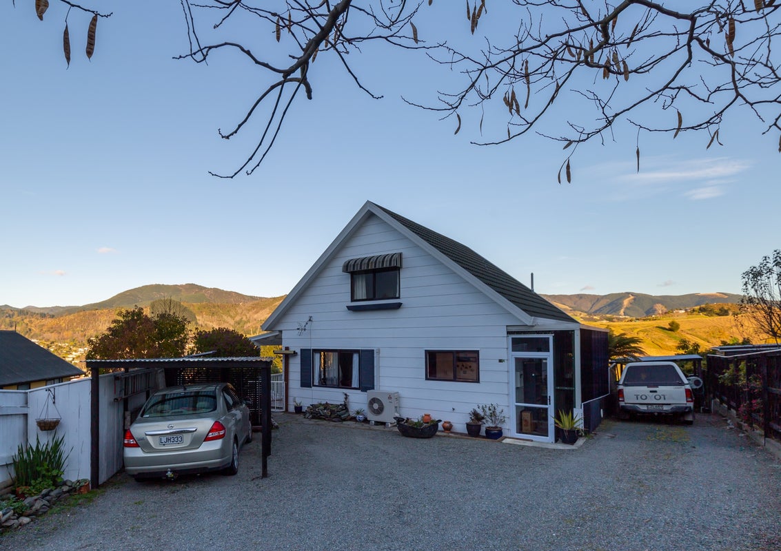 1/19 Chamboard Place, Washington Valley, Nelson - Carousel 15