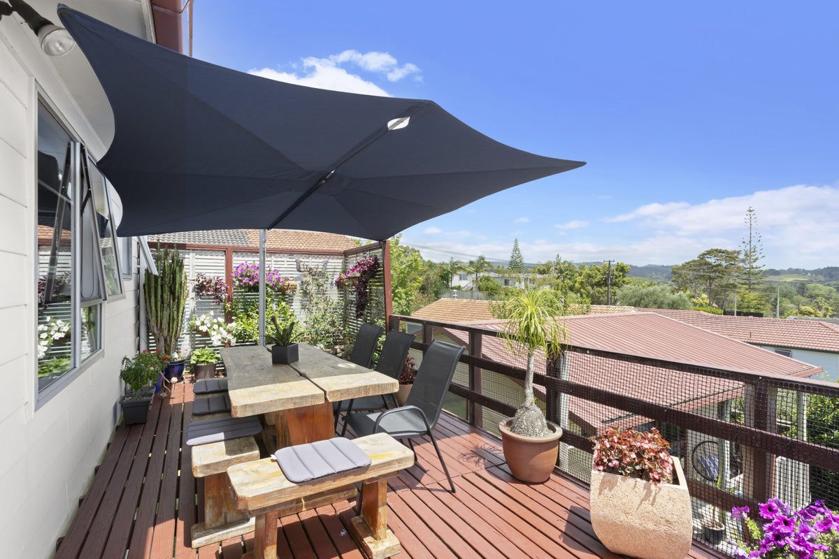61 Forest Hill Road, Henderson, Auckland - Carousel 1