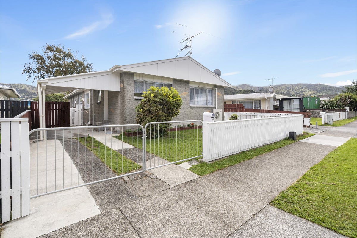 2/17 Meremere Street, Wainuiomata, Lower Hutt - Carousel 2