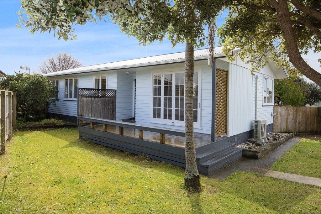4 Thompson Place, Tikipunga, Whangarei - Carousel 1