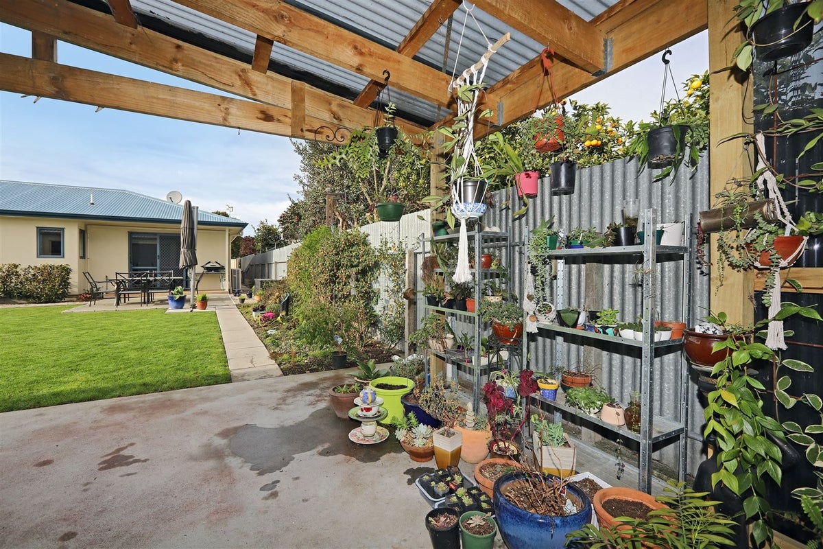 5 Oliphant Place, Raureka, Hastings - Carousel 23