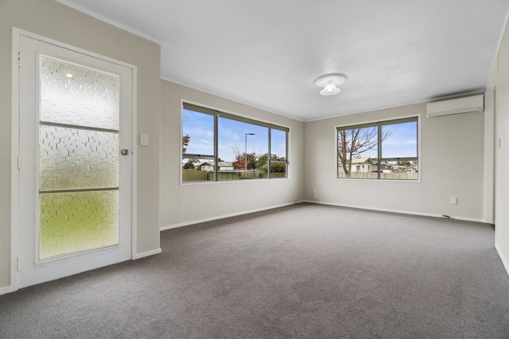 24A Lindsay Crescent, Nawton, Hamilton - Carousel 2