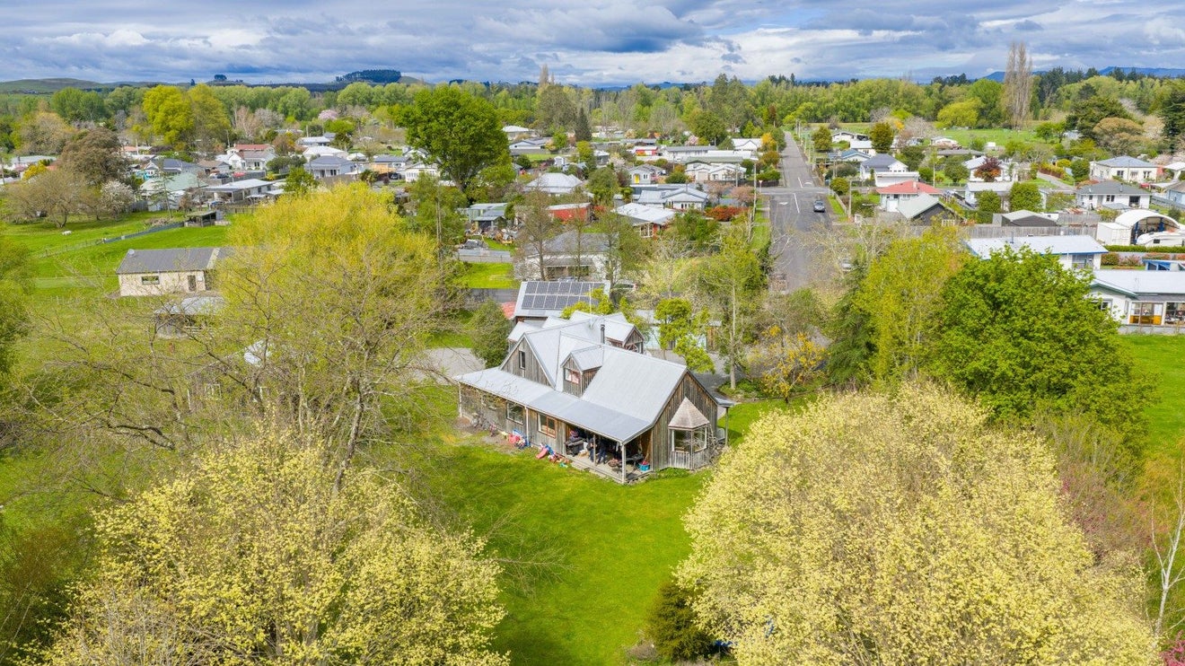 2 Shanly Street, Waipawa, Waipawa - Carousel 38