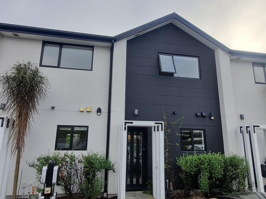 17 Bings Lane, Richmond, Christchurch - Carousel 1