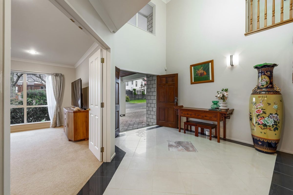 18 Tollana Road, Te Atatu Peninsula, Auckland - Carousel 2