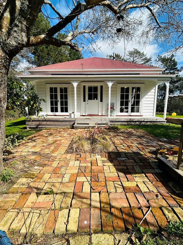 62 Hobson Road, Lucas Heights, Auckland - Carousel 1