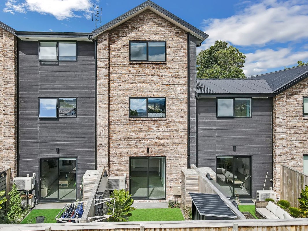 5/137 View Road, Sunnyvale, Auckland - Carousel 1