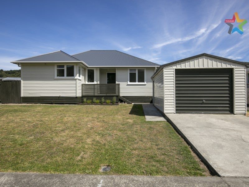 17 Grimsby Grove, Wainuiomata, Lower Hutt - Carousel 1