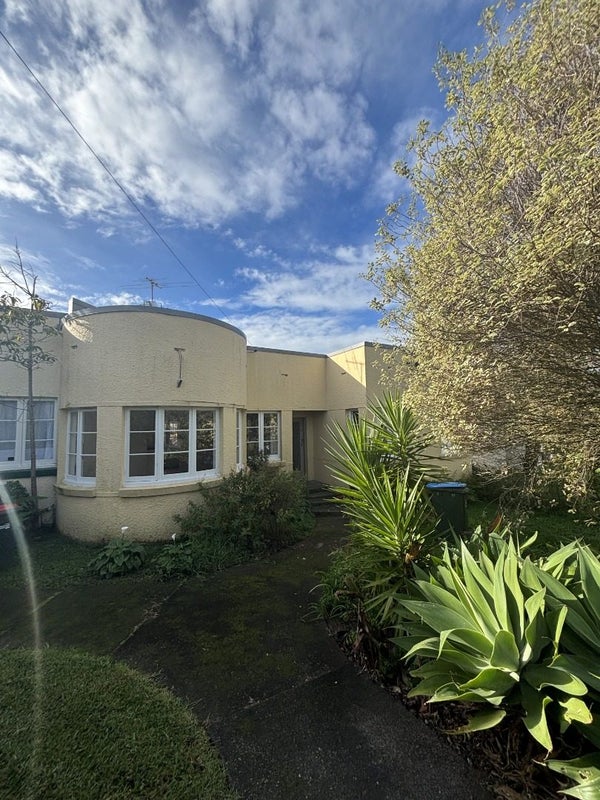 57 Patteson Avenue, Mission Bay, Auckland - Carousel 1