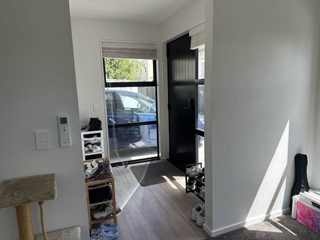 1/118 Purchas Street, Edgeware, Christchurch - Carousel 2