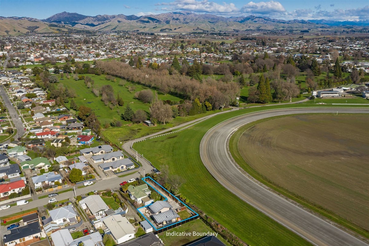 20 Linton Street, Mayfield, Blenheim - Carousel 1
