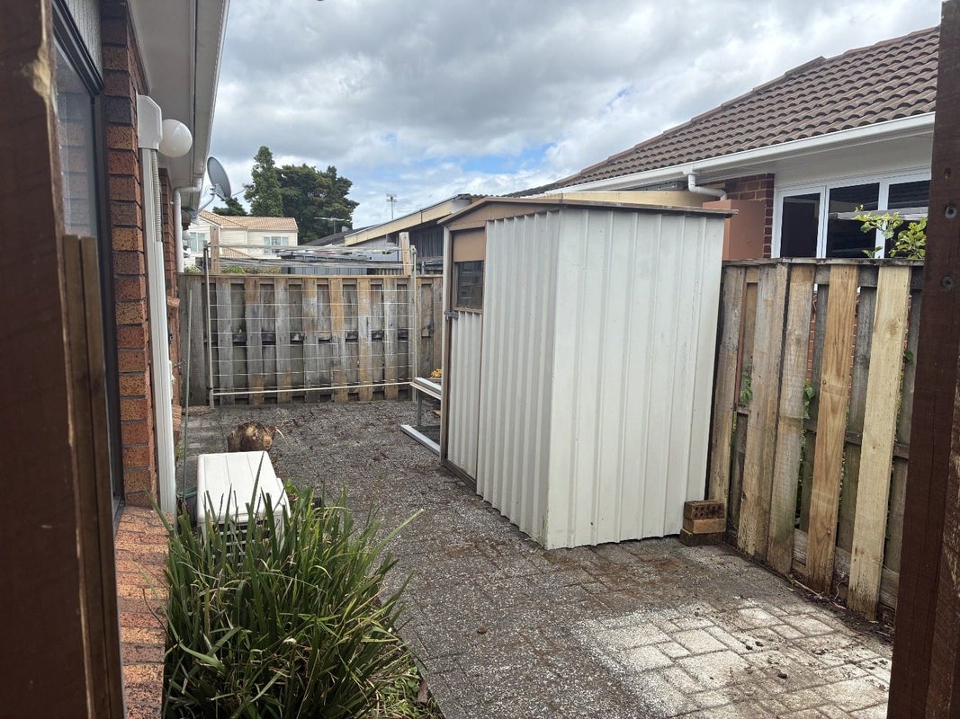 1/383 Blockhouse Bay Road, Blockhouse Bay, Auckland - Carousel 8