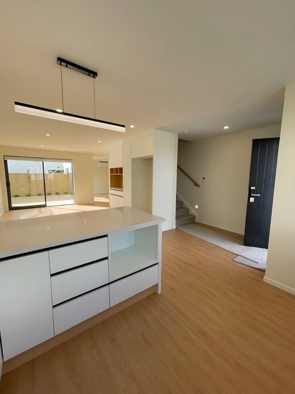 14C Fortyfoot Lane, Sunnyhills, Auckland - Carousel 2