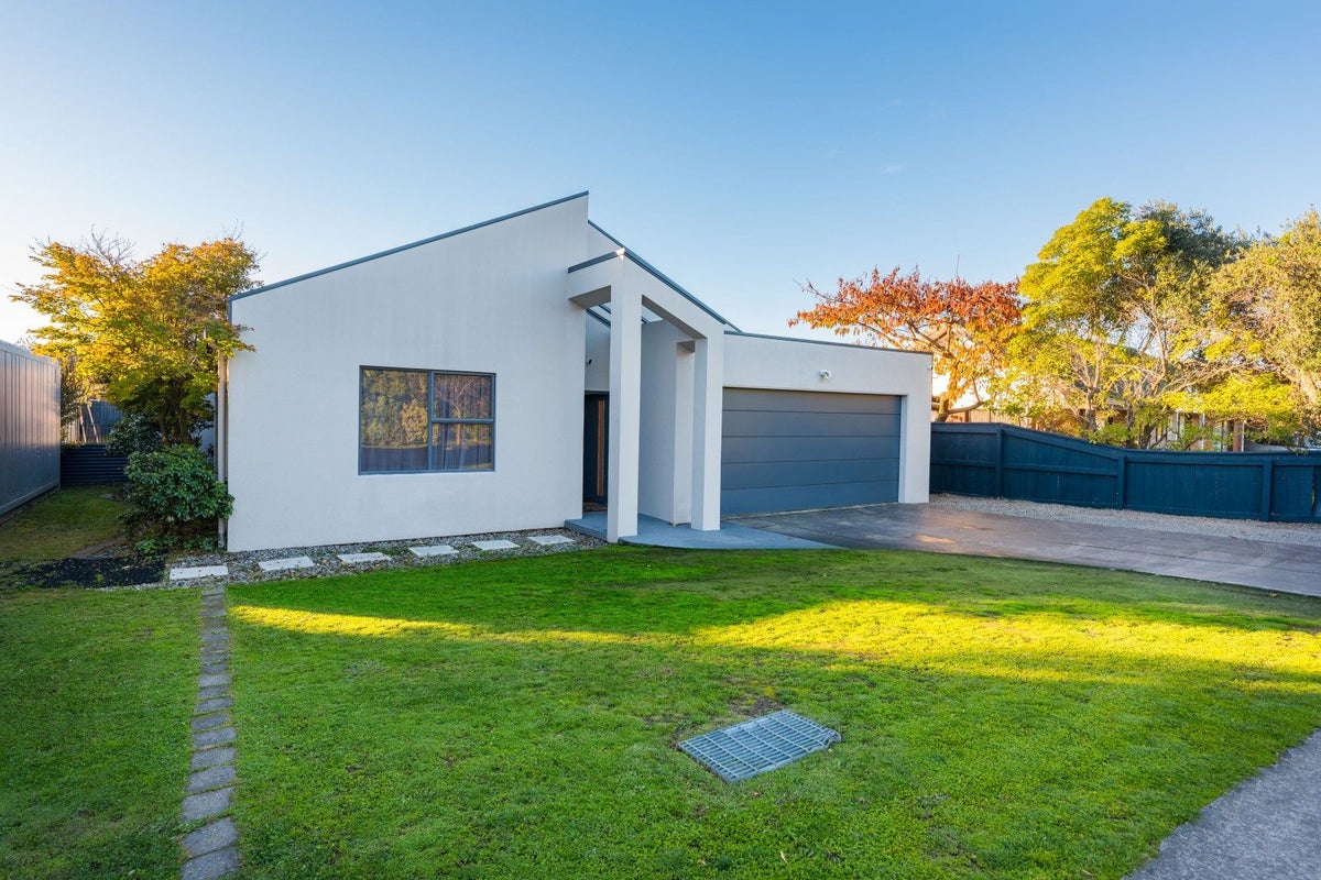 19 Wither Road, Witherlea, Blenheim - Carousel 24