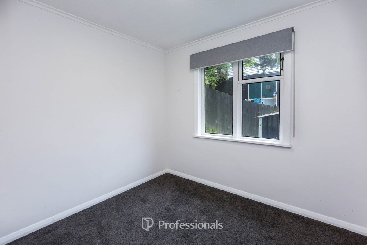 114 Pinehaven Road, Pinehaven, Upper Hutt - Carousel 15