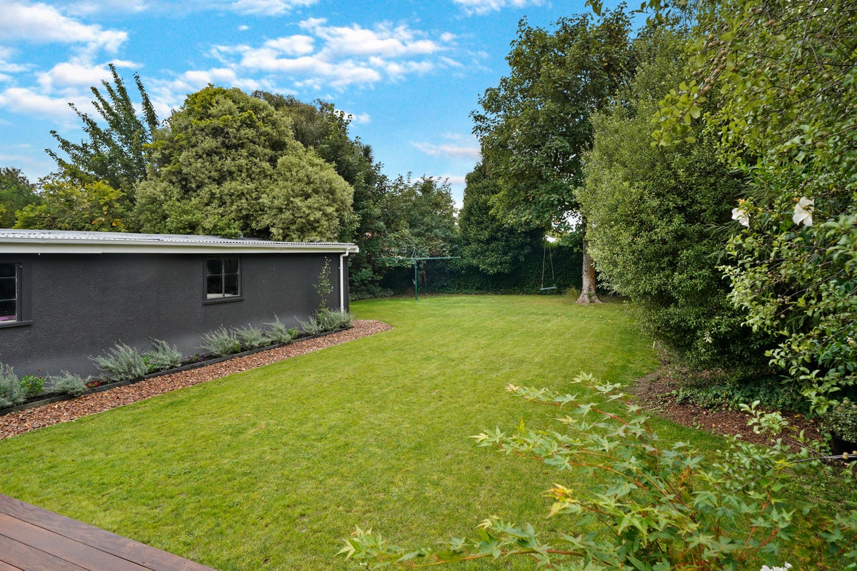 26 Francis Avenue, Mairehau, Christchurch - Carousel 24