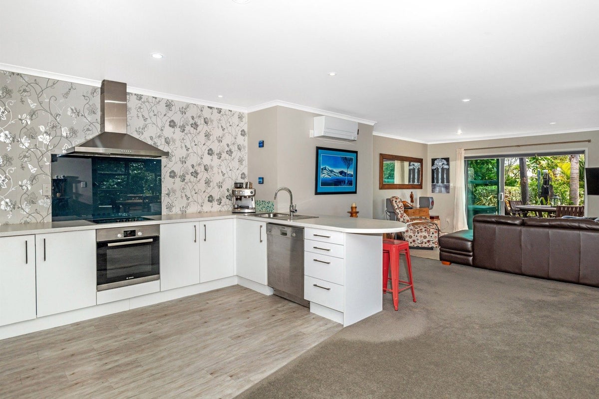 122 Fortescue Street, Nuhaka - Carousel 2