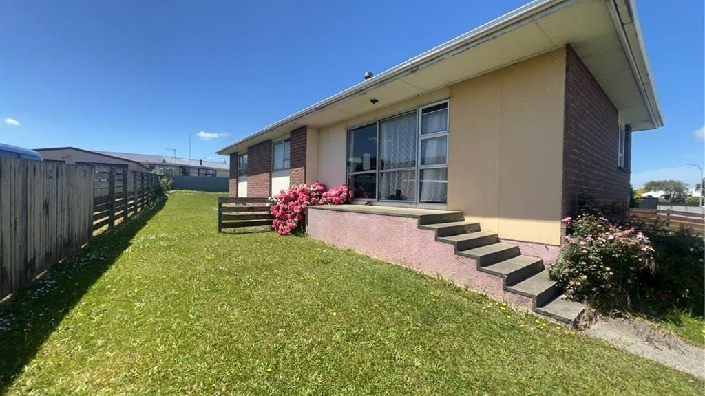 107 Dunbeath Crescent, Kew, Invercargill - Carousel 1