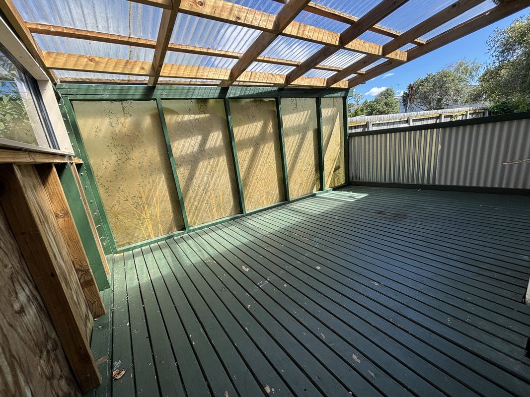 4 Karo Place, Glendene, Auckland - Carousel 19
