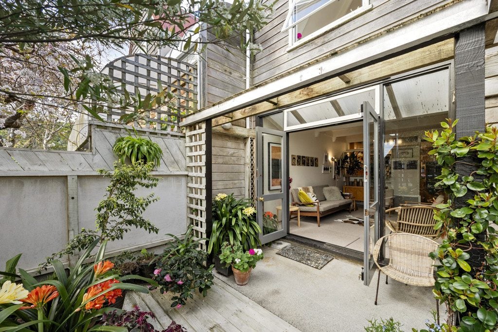 6/3 Coromandel Street, Newtown, Wellington - Carousel 1