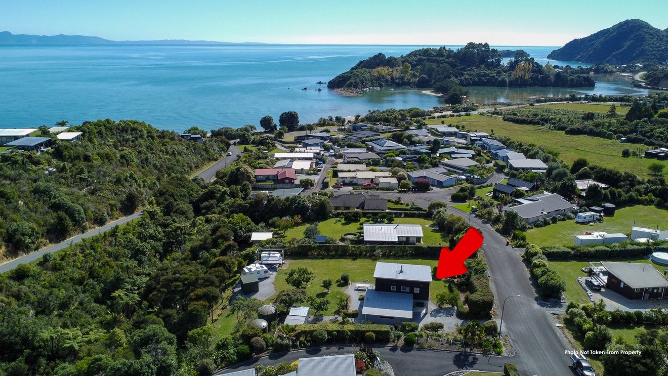 36 Nyhane Drive, Golden Bay, Tasman, Nelson / Tasman - Carousel 1