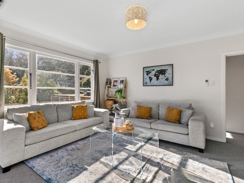497 Stokes Valley Road, Stokes Valley, Lower Hutt - Carousel 2
