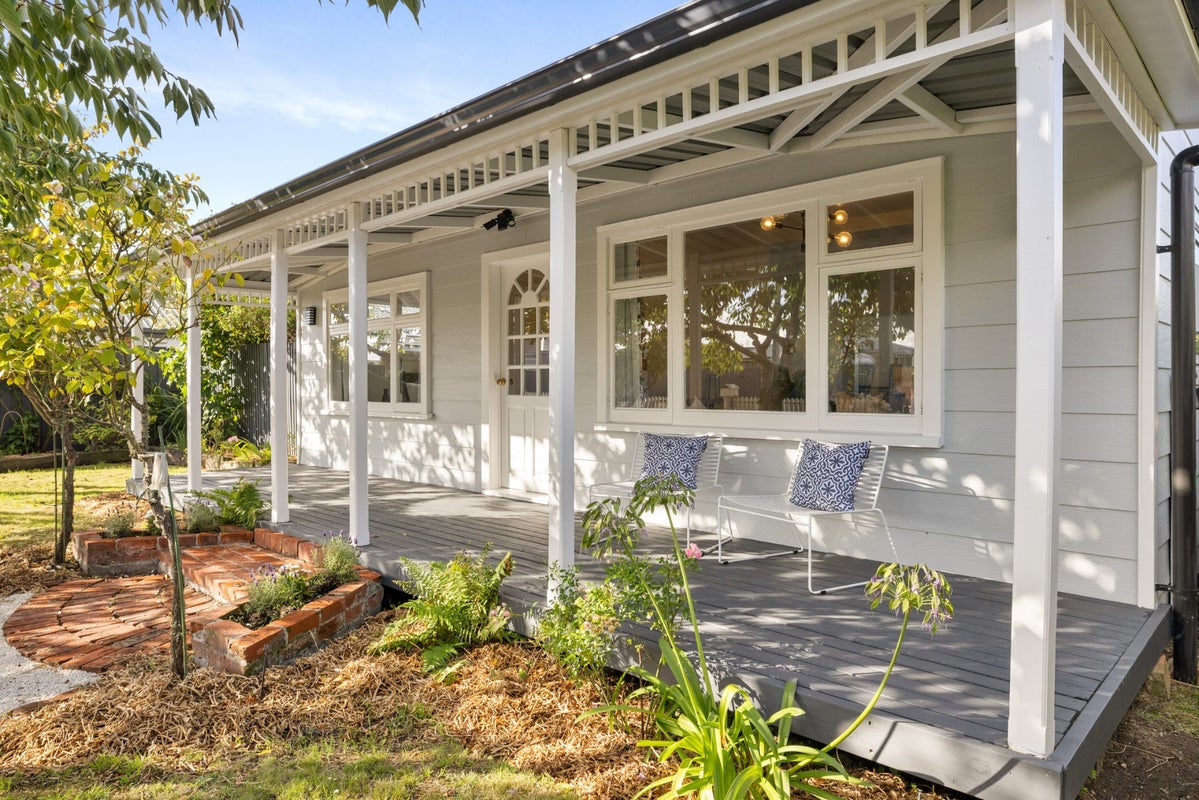 1/6 Bicknor Street, Templeton, Christchurch - Carousel 14