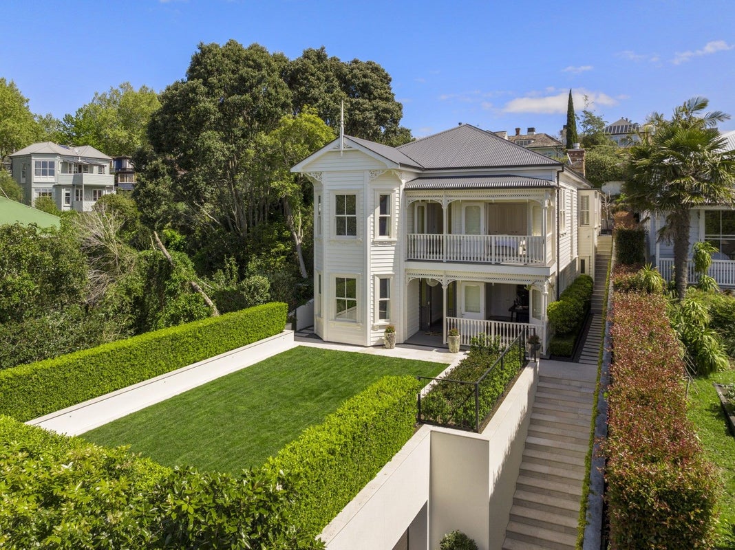 9 Winn Road, Freemans Bay, Auckland - Carousel 1