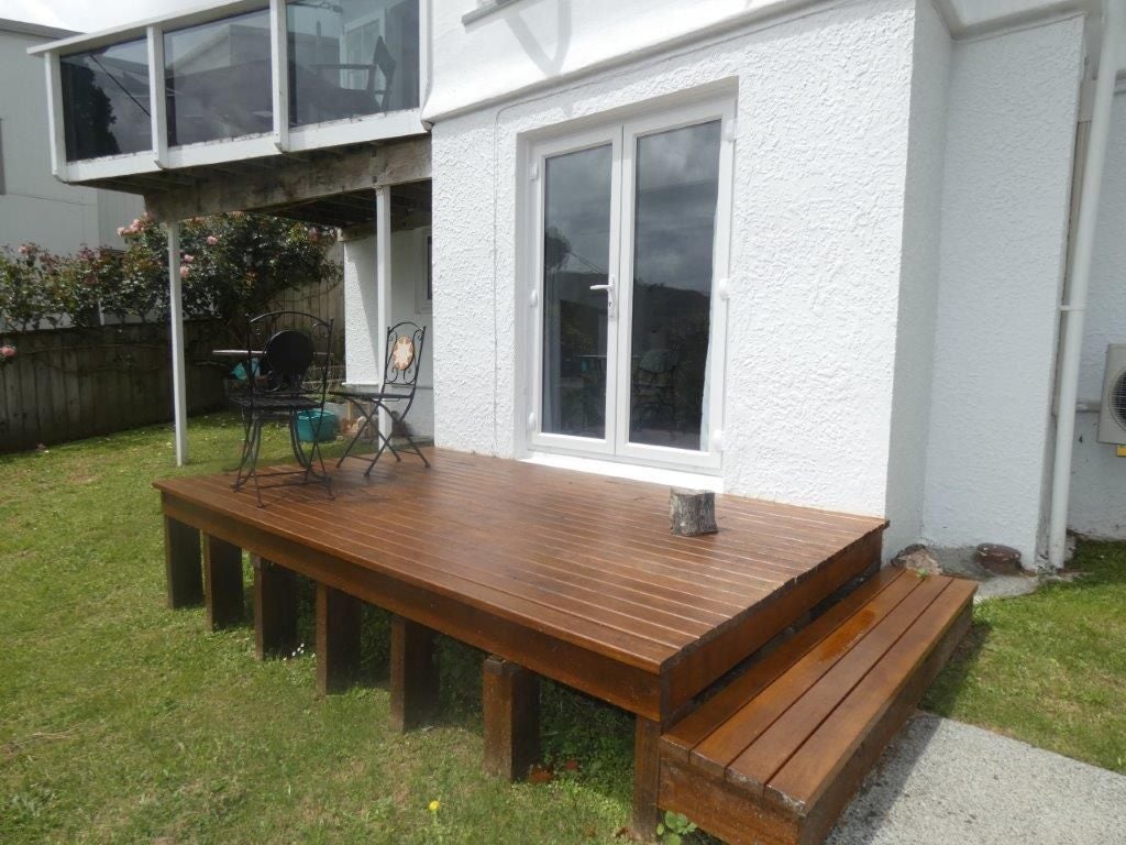 92A Creswick Terrace, Northland, Wellington - Carousel 1