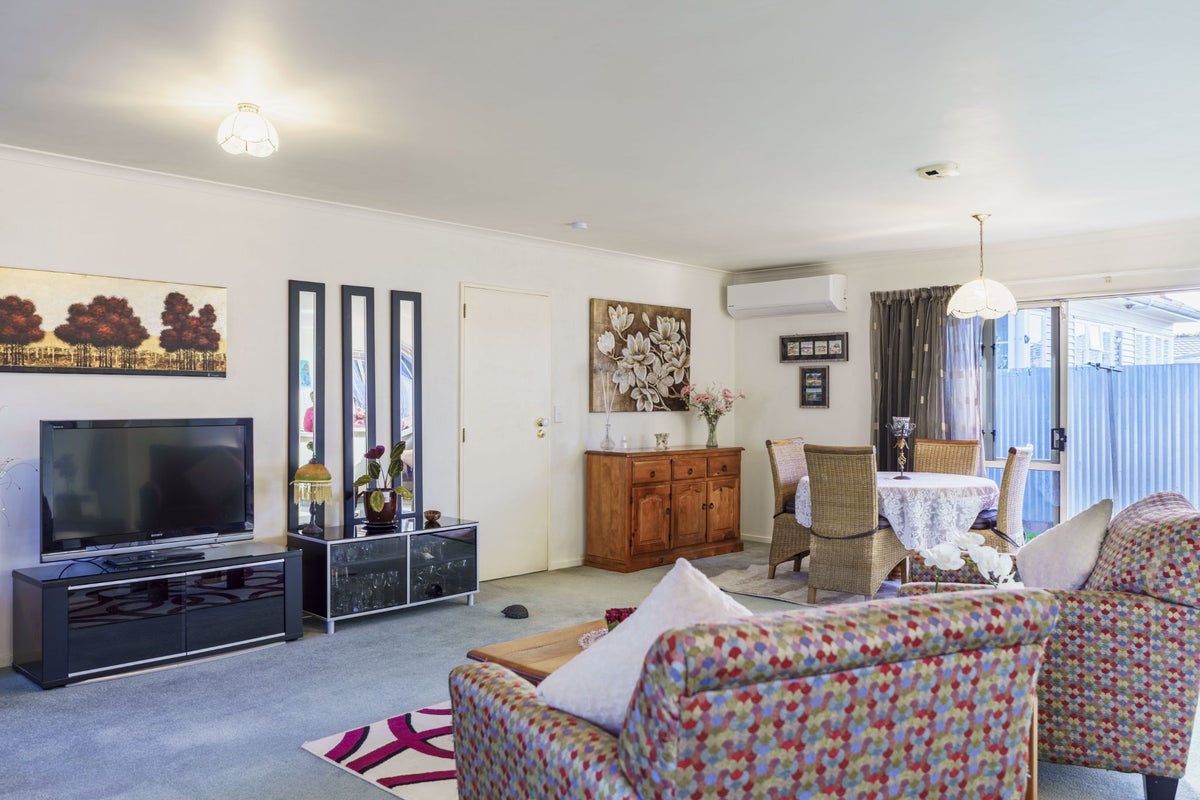 2/50 Nuffield Avenue, Marewa, Napier - Carousel 2